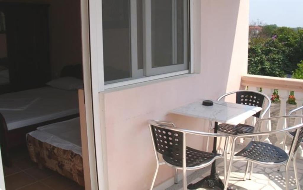 Di Vincenzo Inn Ulcinj Eksteriør billede