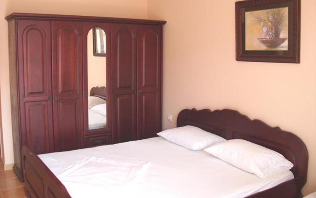 Di Vincenzo Inn Ulcinj Eksteriør billede